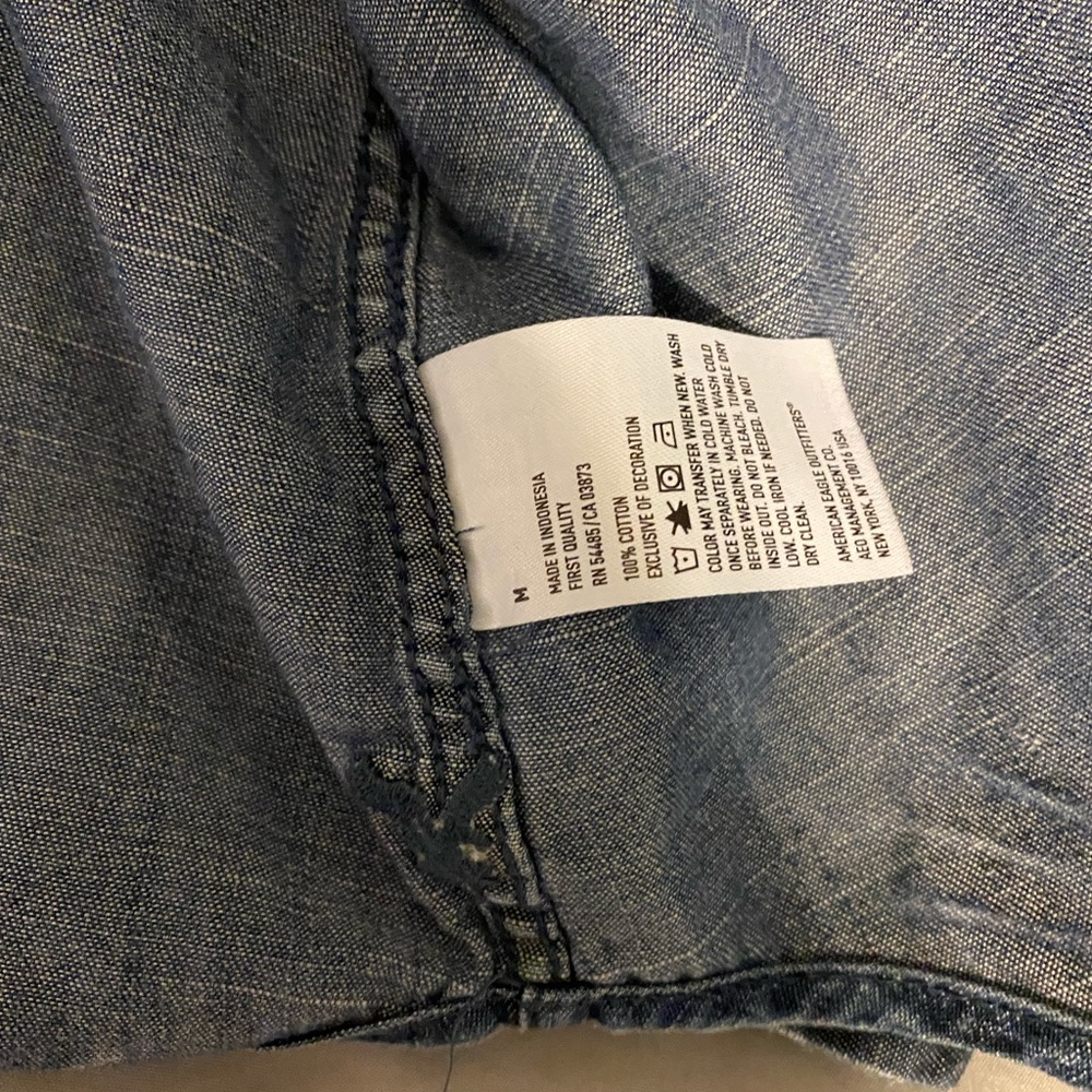 American eagle button down - Picture 3 of 4